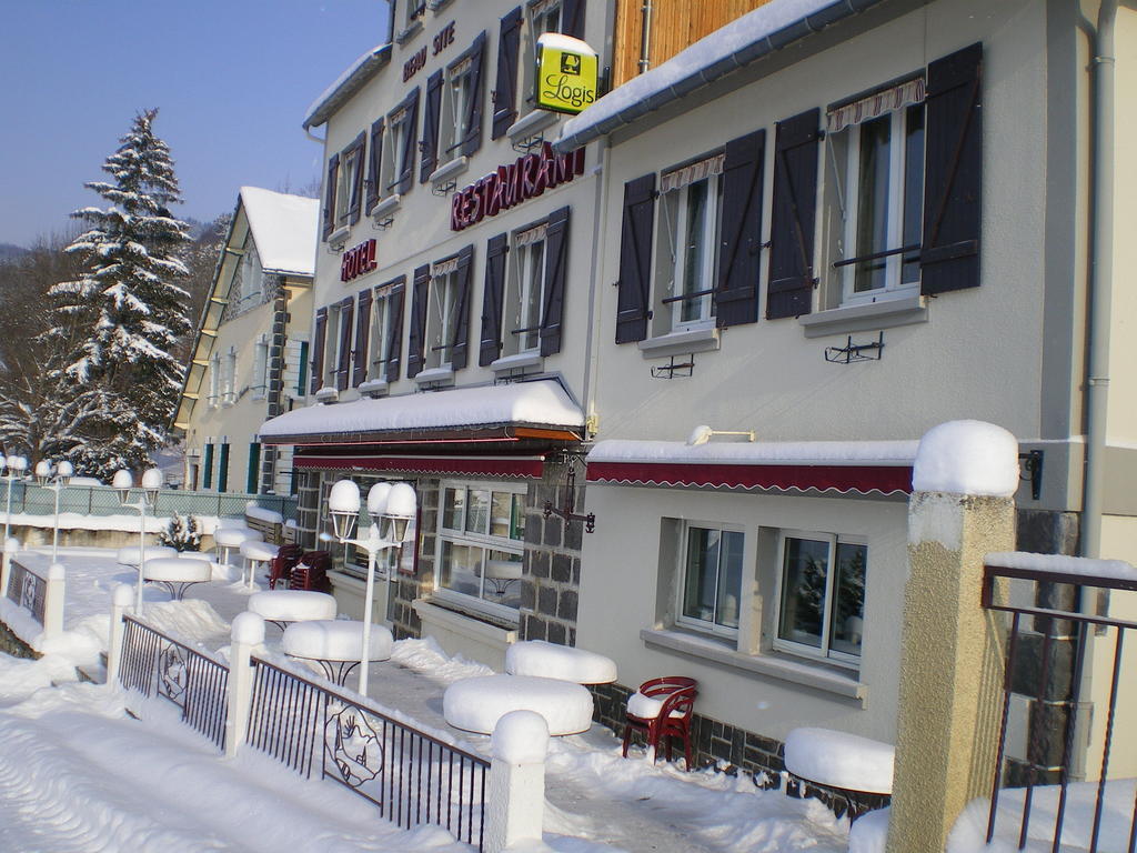 Logis Hotel Le Beau Site Chambon-sur-Lac Buitenkant foto